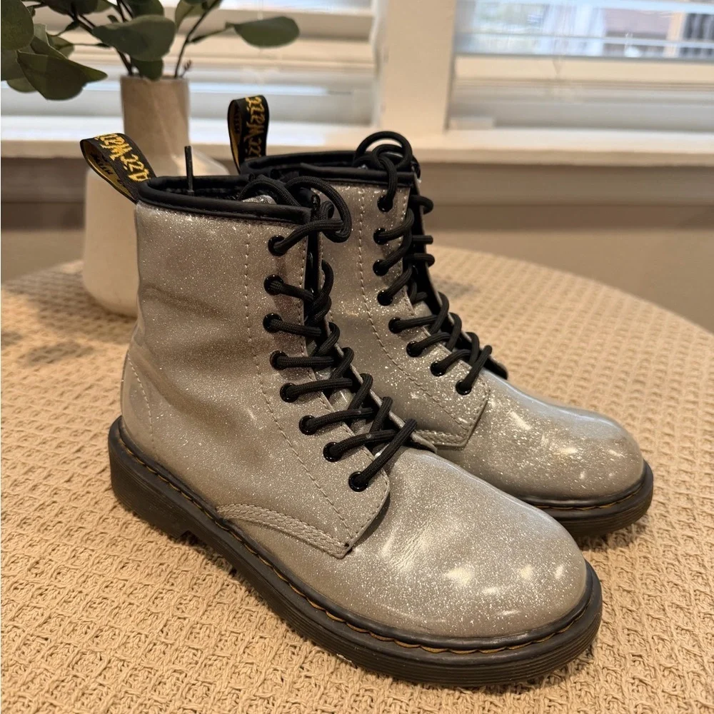 Dr. Martens shiny silver